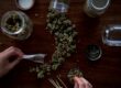 how to properly smoke a joint
